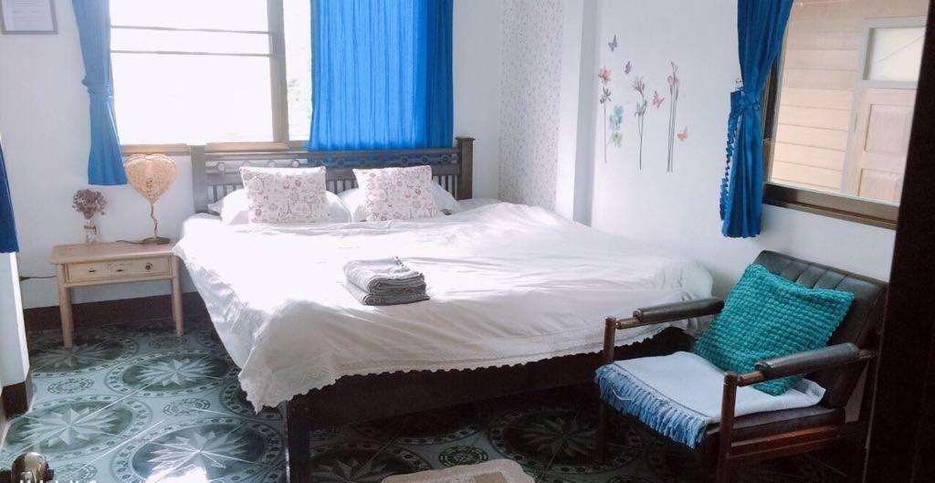 Bed and Breakfast Sister House Chiangmai (Adults Only) Чіангмай Екстер'єр фото